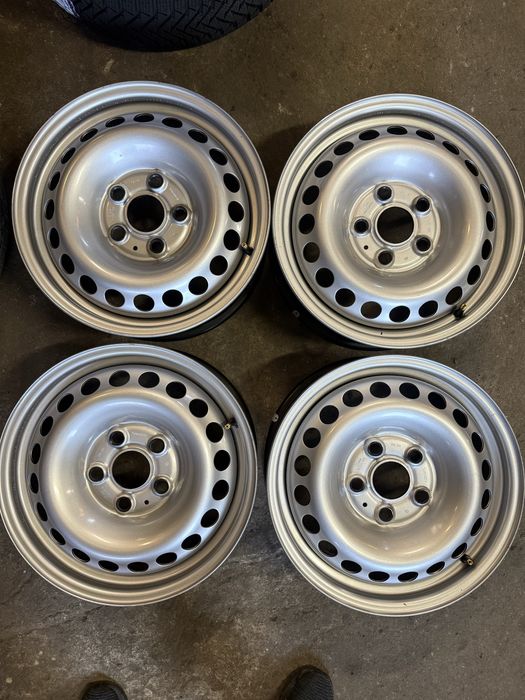 Felgi stalowe vw transporter 4 szt nowe