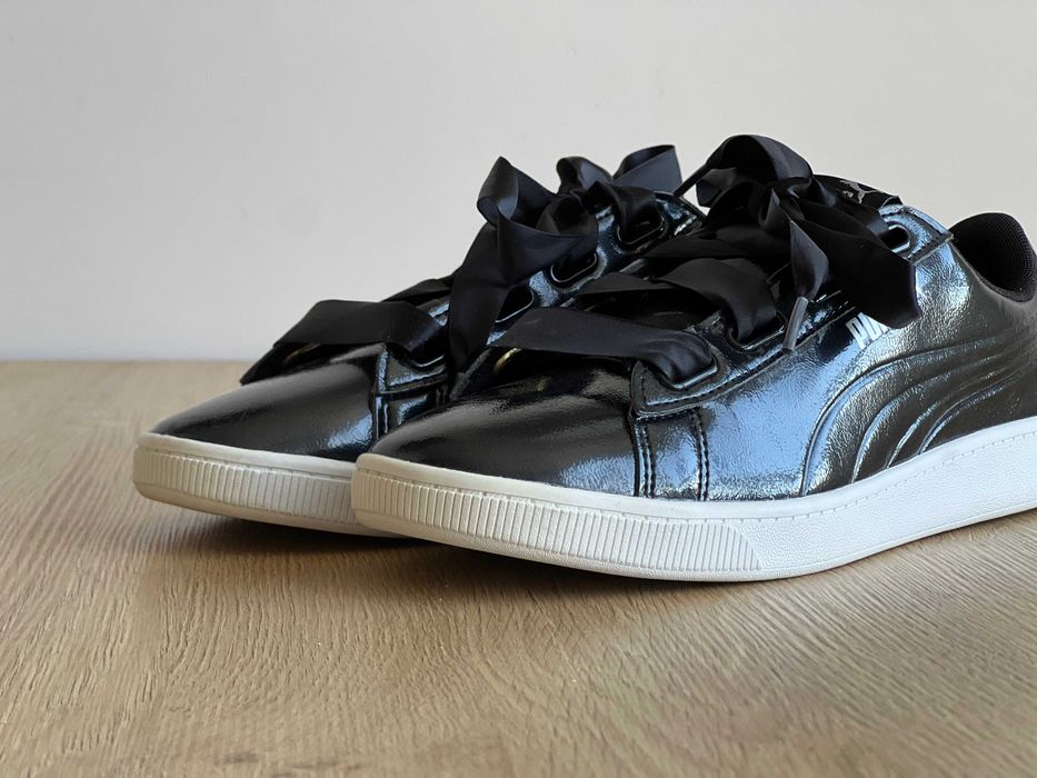 Жіночі кросівки Puma Vikky V2 Ribbon, (р. 40,5)