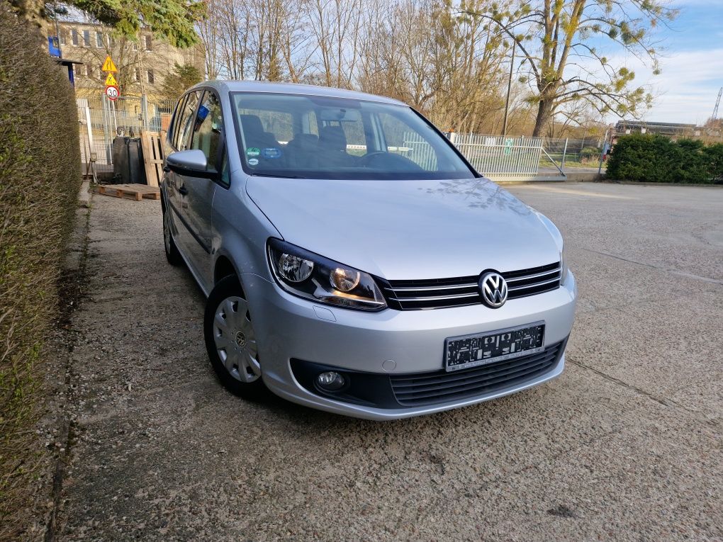 Volkswagen Touran 1.6 tdi - uszkodzony silnik, odpala