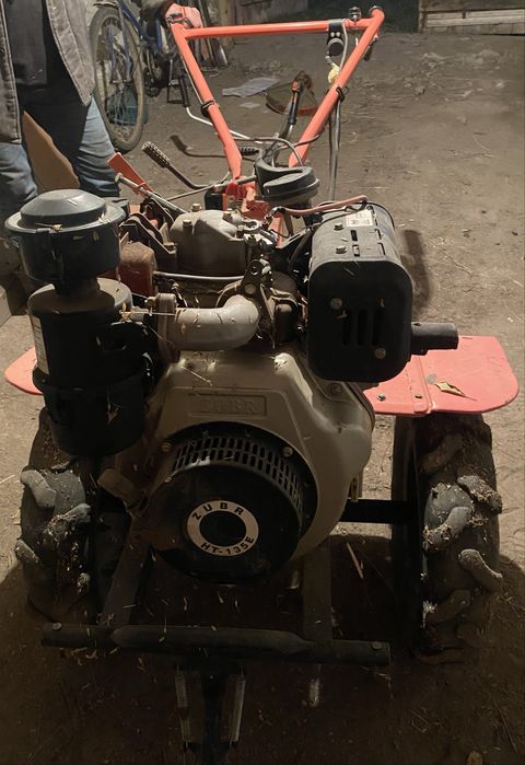 Мотоблок ZUBR HT-135E