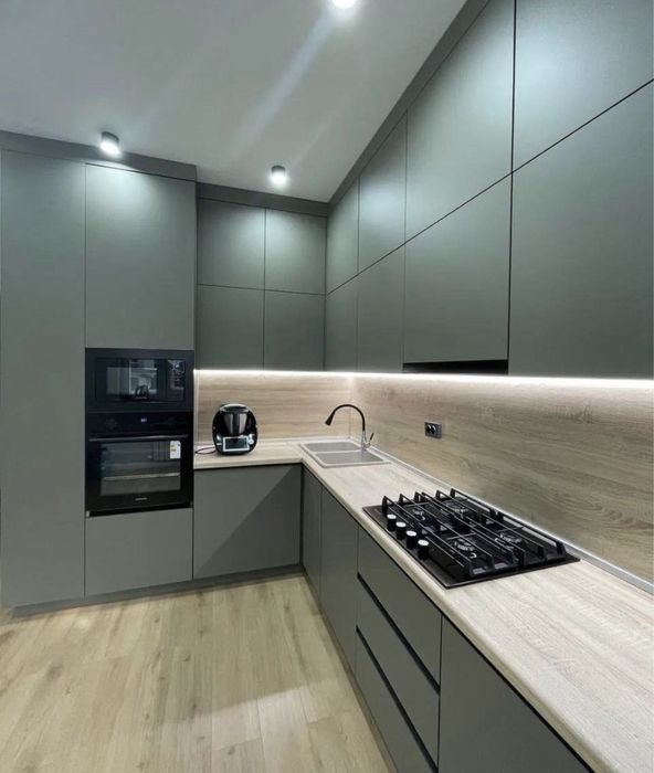 Не знаєте з чого почати ремонт? З дзвінка до нас! Меблі  Віяр