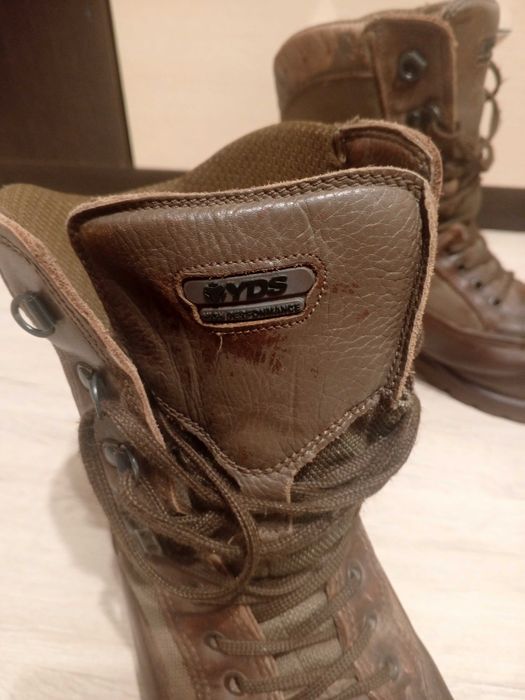 Ботинки чоловічі