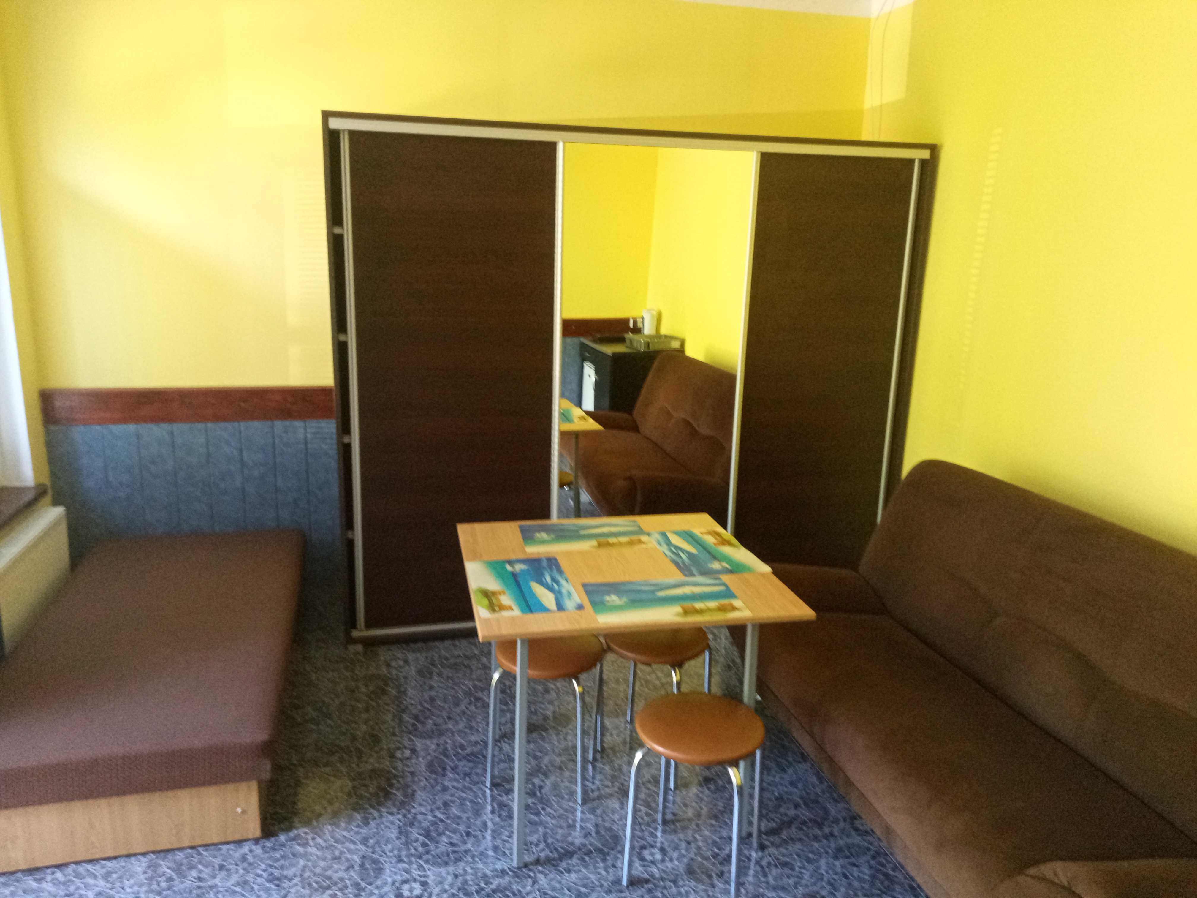 Last minute 20-26.0 pokoje typu studio niezależne wejście parter