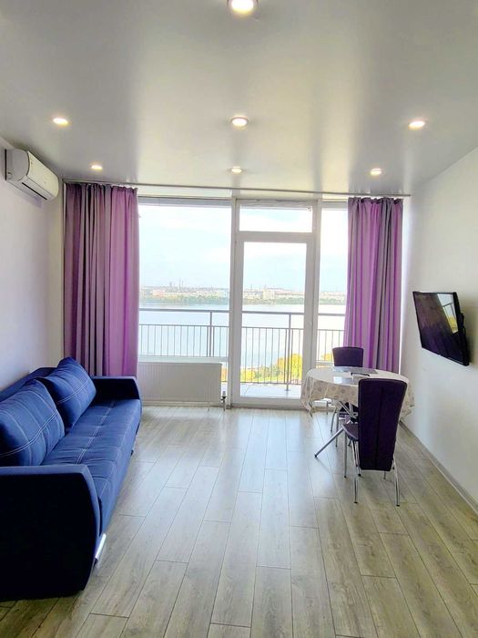 Люкс Sky в Мост Сити! 2к. Центр. Вид - река. 19 эт. Заезд 24/7. Балкон