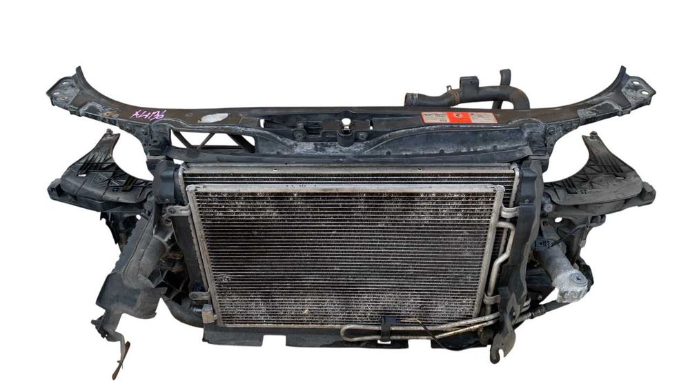 Audi A4 B6 1.9 TDI Avant Kombi Pas Przedni Chłodnice Wentylator