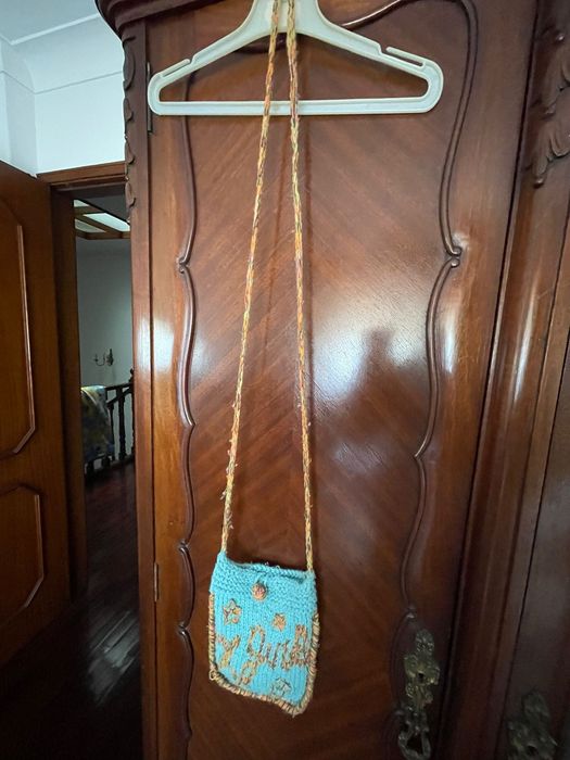 Bolsa tiracolo tricotada