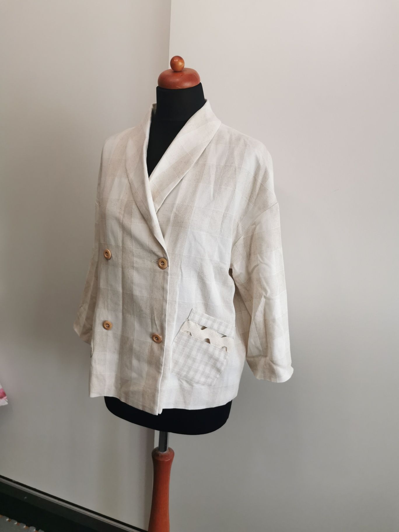 Śliczny marynarka żakiet w kratę beżowo kremową 20% len S/M oversize