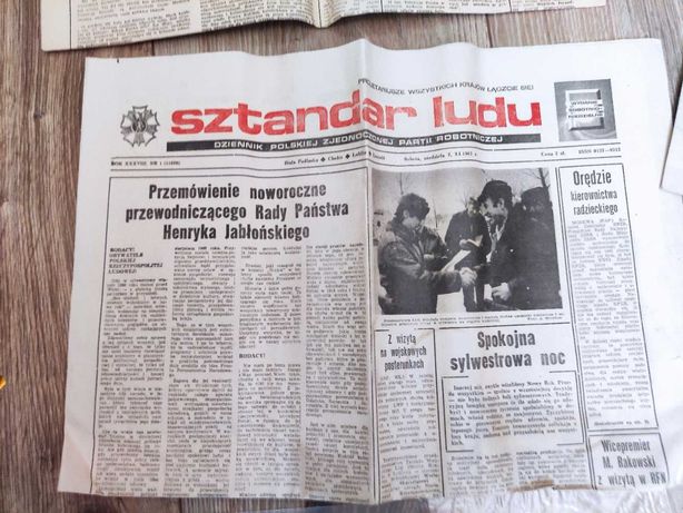 Ciekawostka PRL  SZTANDAR LUDU 2 numery grudzień 1981- styczeń 1982