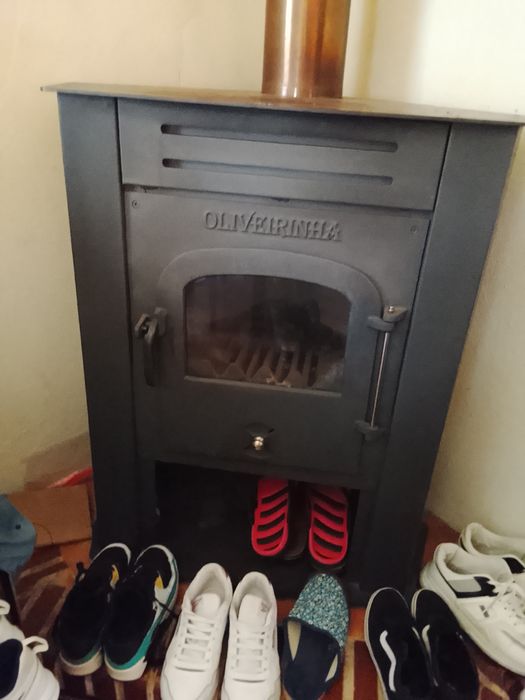 Salamdra a lenha como nova