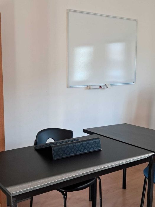 Precisa de um espaço equipado para trabalhar?