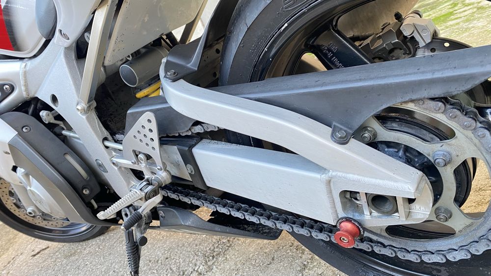 Yamaha YZF R6 (RJ03) de maio 2000