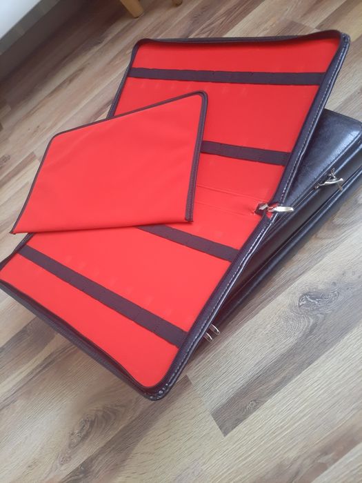 Etui na dwadzieścia zegarków