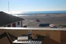 Casa na praia da Aguda em frente ao mar