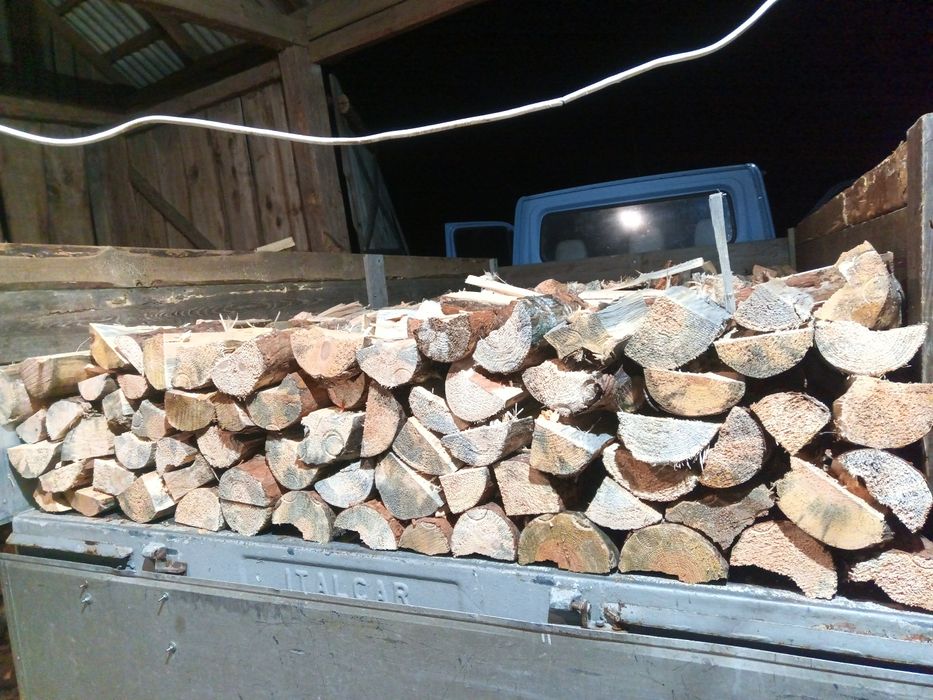 Drewno opałowe sezonowane :)