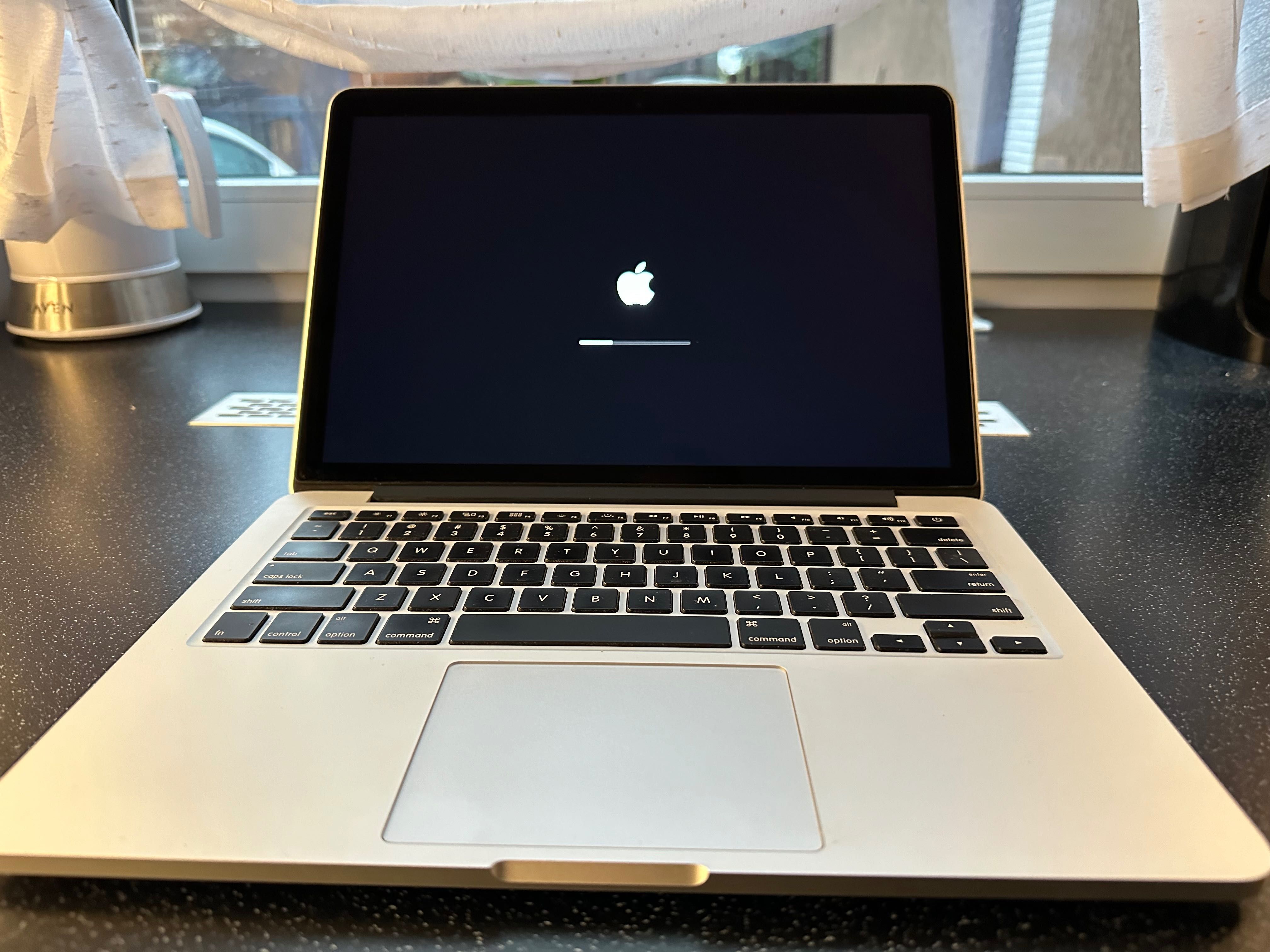 MacBook Pro 13" i7 3,1 GHz 16GB SSD 1TB