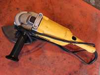 Szlifierka kątowa DeWALT (230mm) oraz radio DeWalt