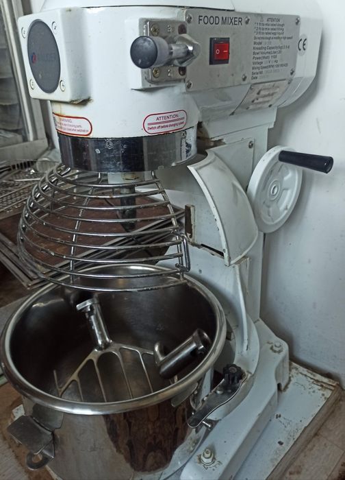 Міксер планетарний RAUDER 20 л