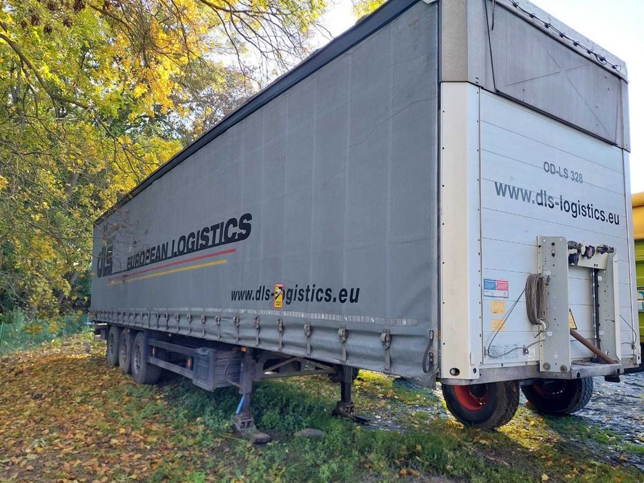 Naczepa firanka Schmitz