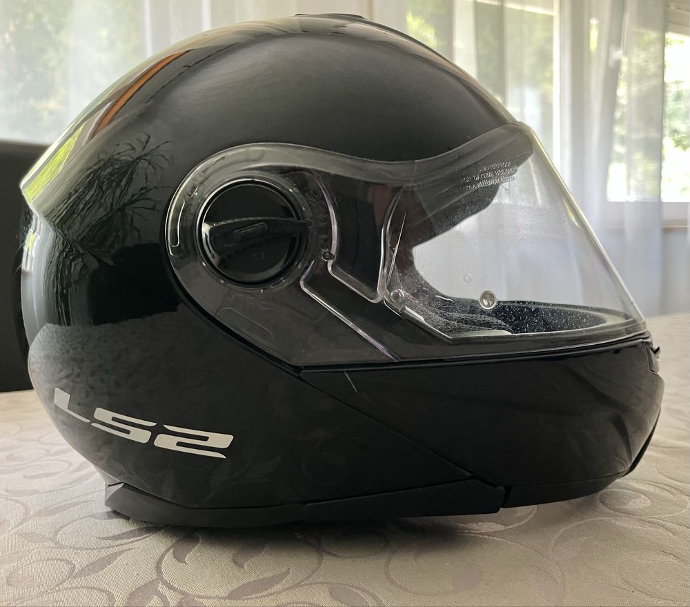 Benelli BN 302 + capacete LS2 + casaco Alpinestar + Mala Shad
