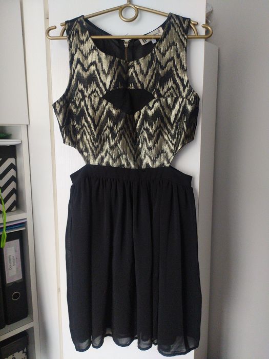 Śliczna sukienka rozmiar M świąteczna, sylwestrowa, wieczorowa