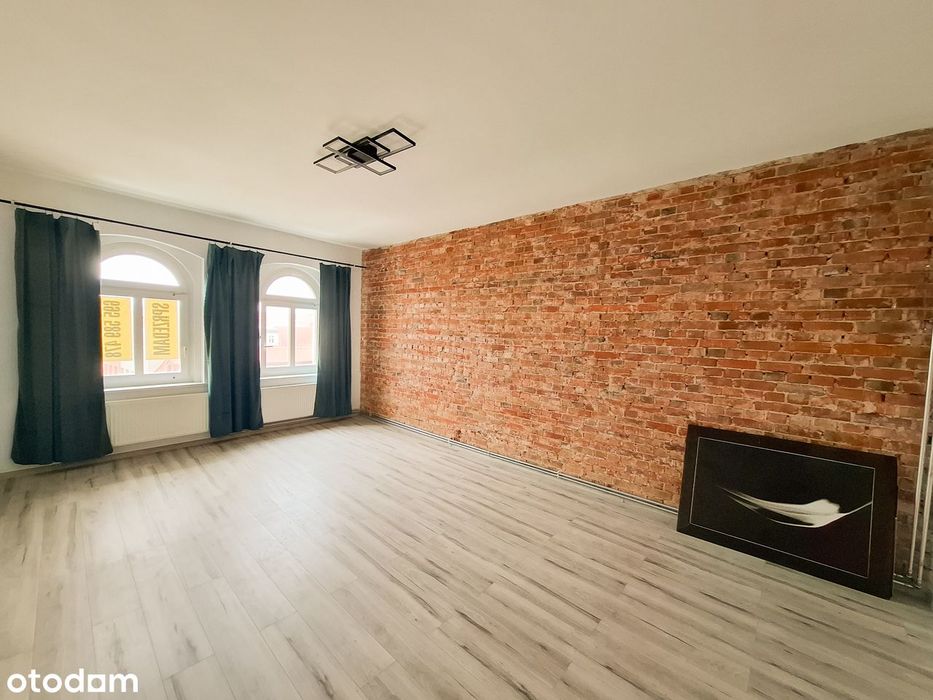 Nowa Cena !!! Piękne mieszkanie w samym sercu Świdnicy przy Rynku!!!