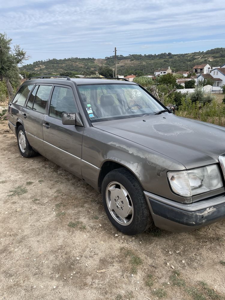 Mercedes 230 TE ( 124 T)