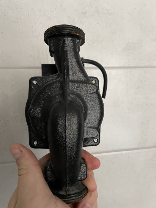 Частотный насос Продам Wilo Yonos RS 25/6-RKA M 180 циркуляционный