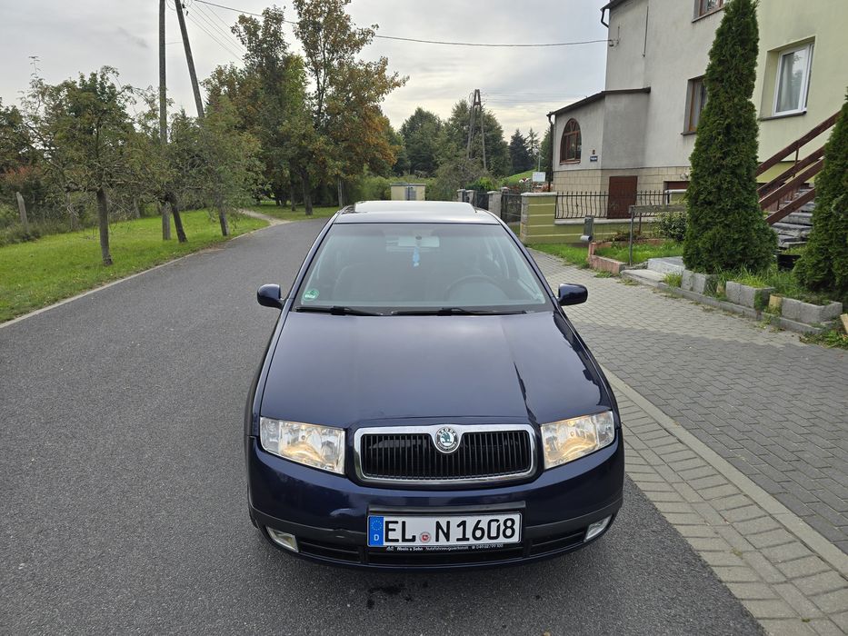 Skoda Fabia 1.4 Klima Alu Szyberdach Czujniki Parkowania Niemcy