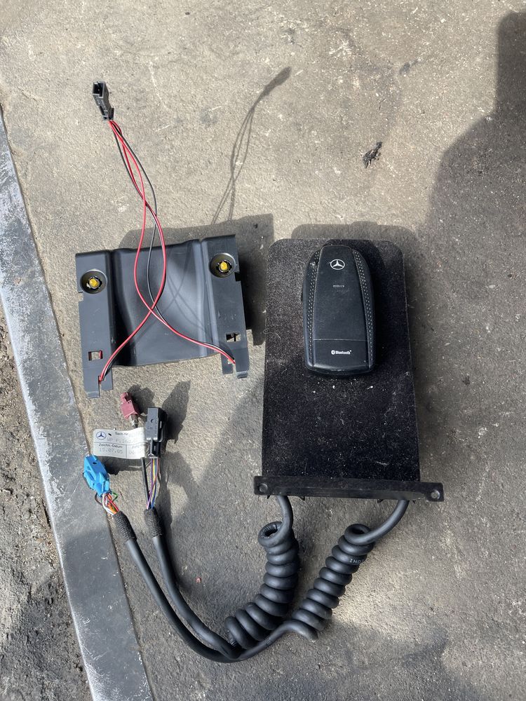 Mercedes w211 w219 moduł bluetooth w podłokietnik