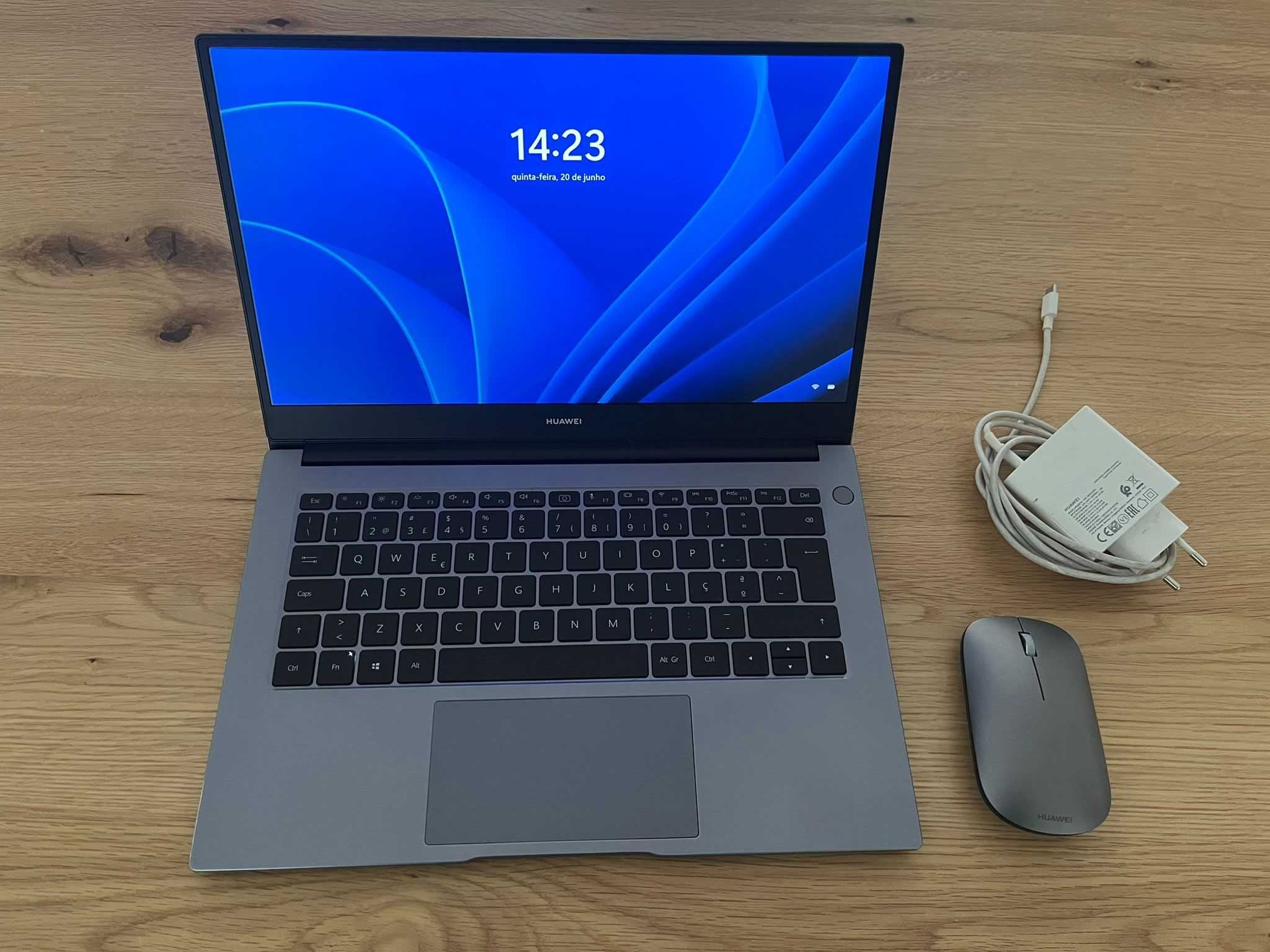 PC HUAWEI em Ótimo Estado + Rato HUAWEI
