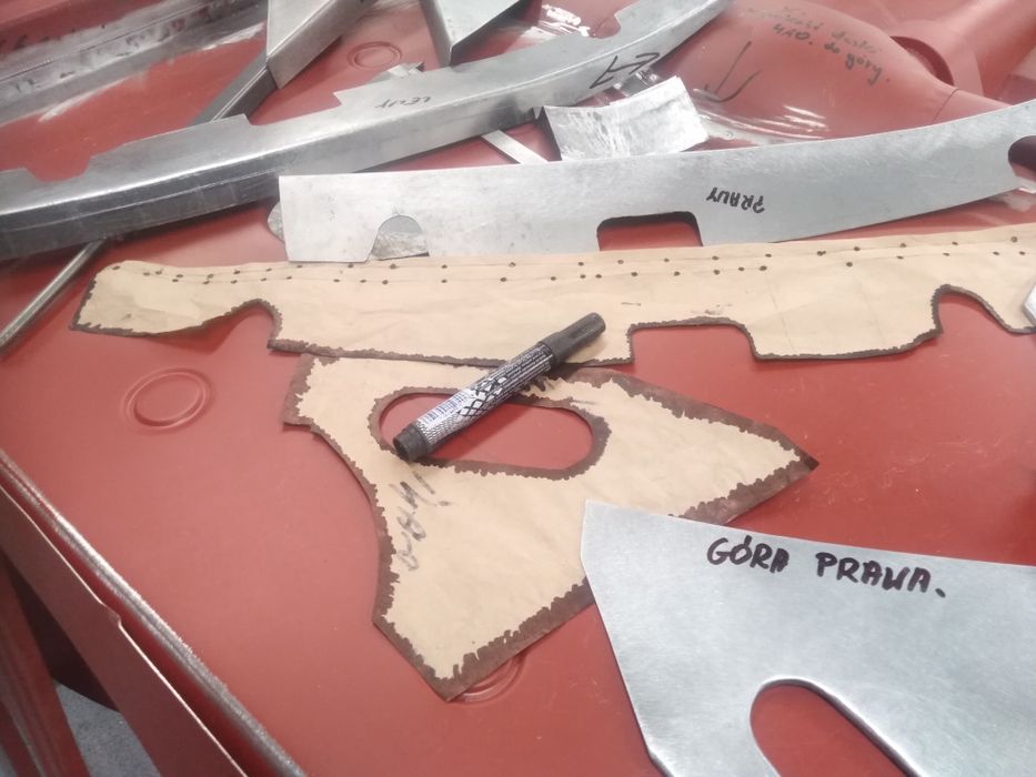 Mobilny blacharz aut zabytkowych