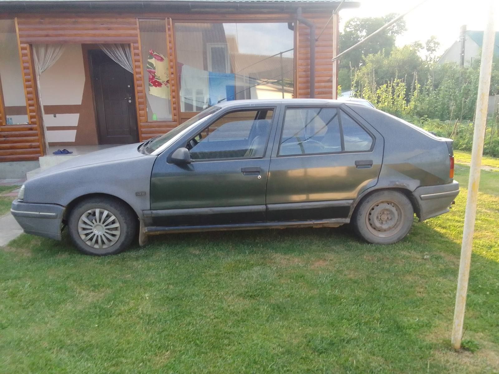 Продаю Renault 19
