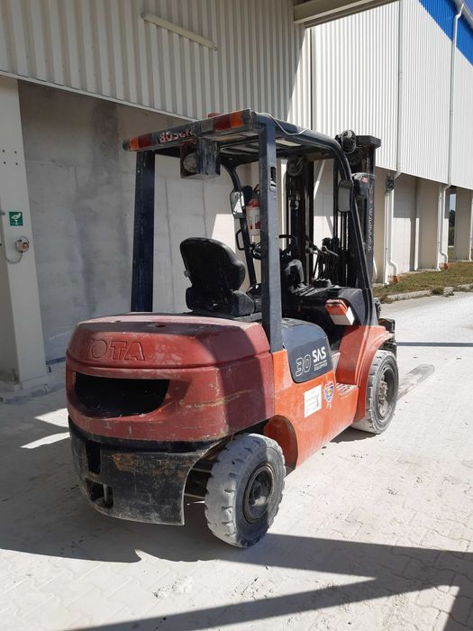 Wózek Toyota Typ TO/62-7FDF30 rok 2001