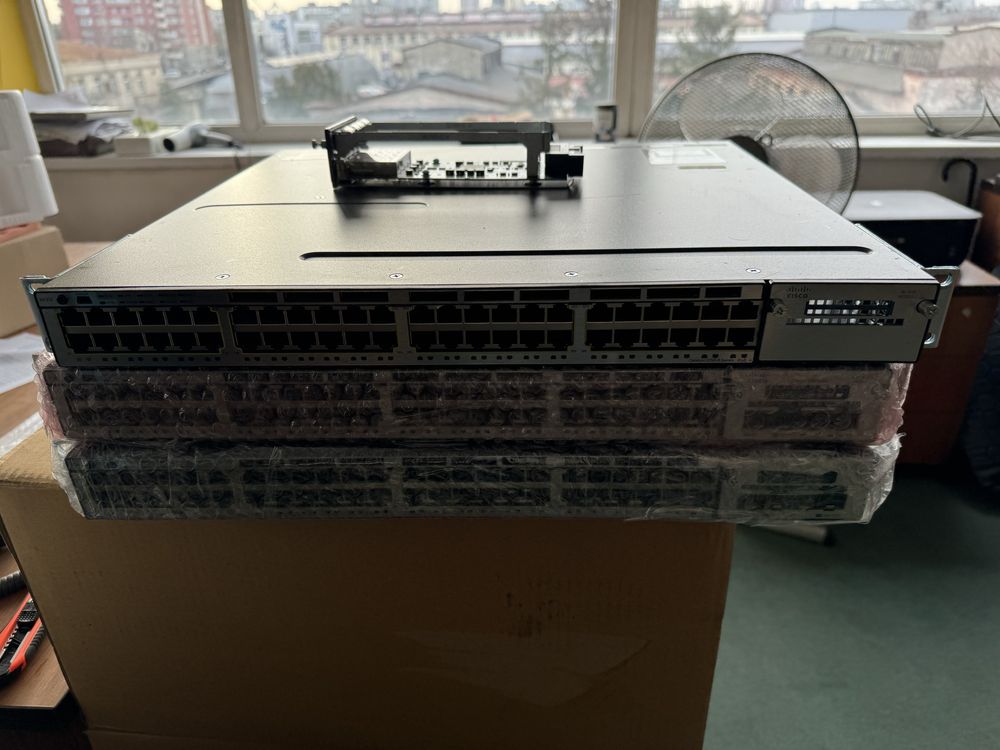 Комутатор Cisco Catalyst 3750X-48P , 3750X-48T