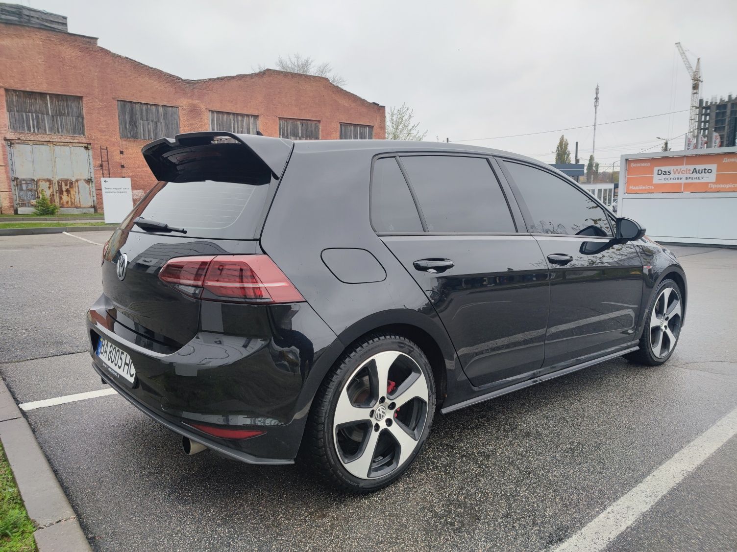 Volkswagen Golf GTI