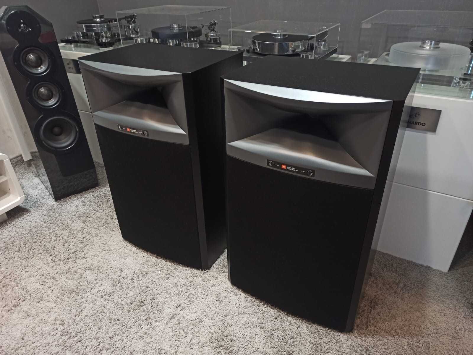 JBL Studio Monitor 4367 czarne