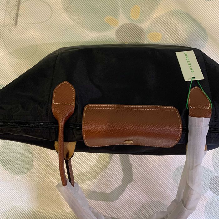 Torbę Longchamp w kolorze czarnym L