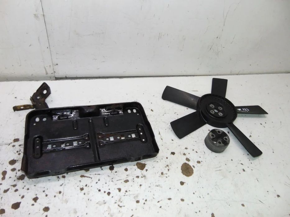 Mercedes W123 base bateria/Ventoinha