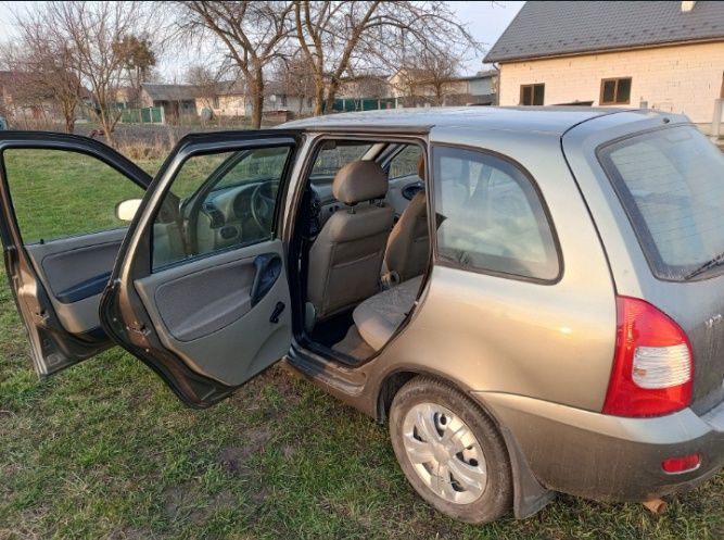 Продається лада калина