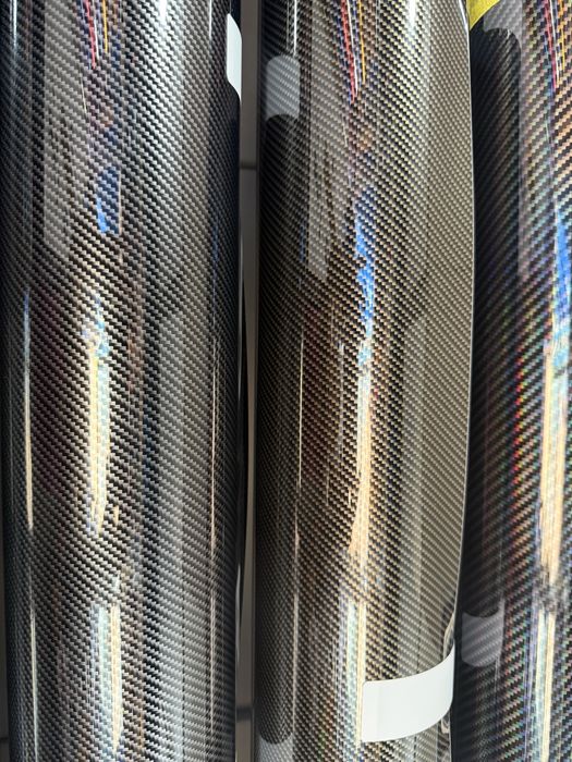 Автомобільна плівка 9Д карбон , карбон глянець