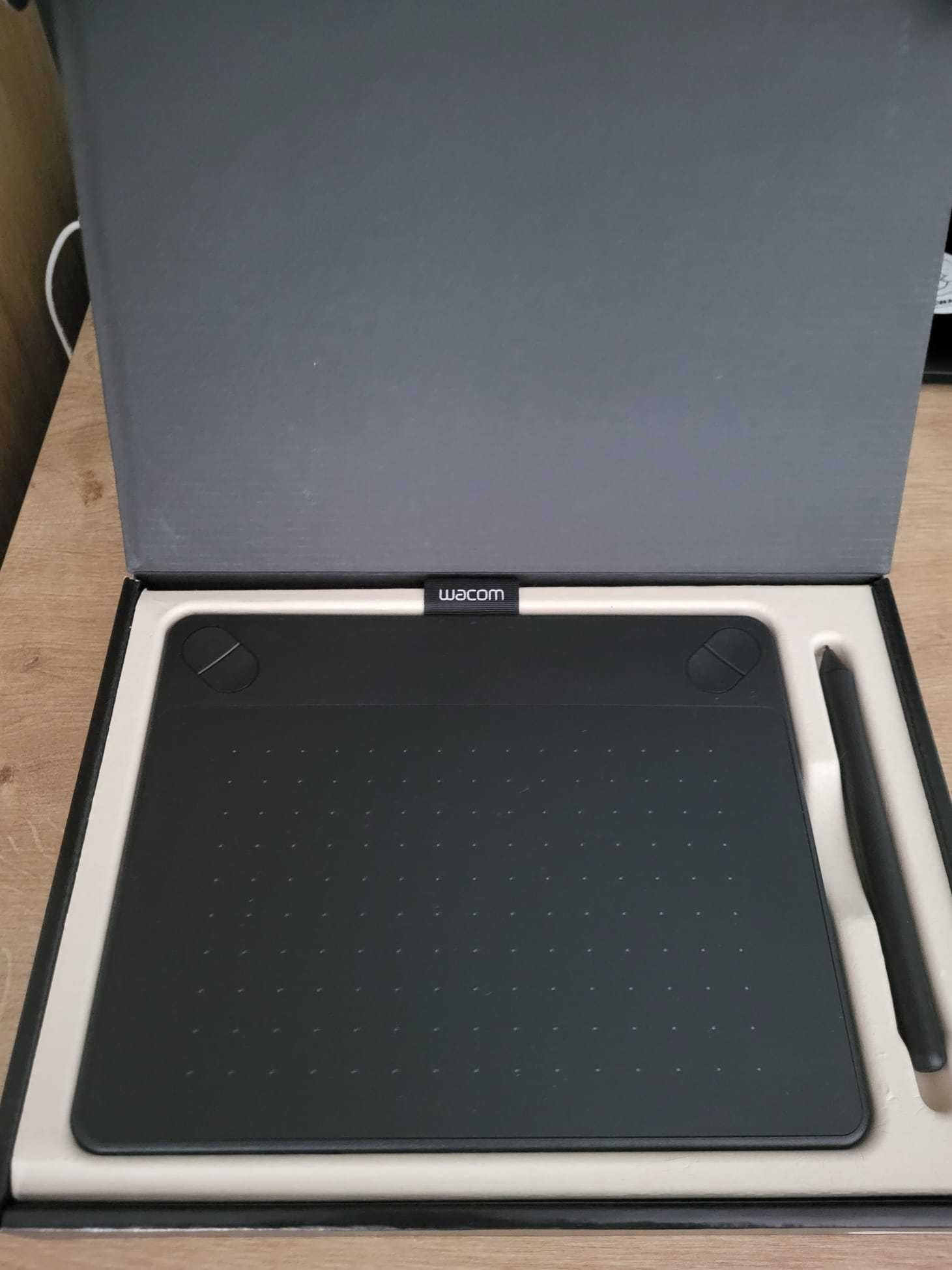 Tablet graficzny Wacom Intuos Pen & Touch CTH-490