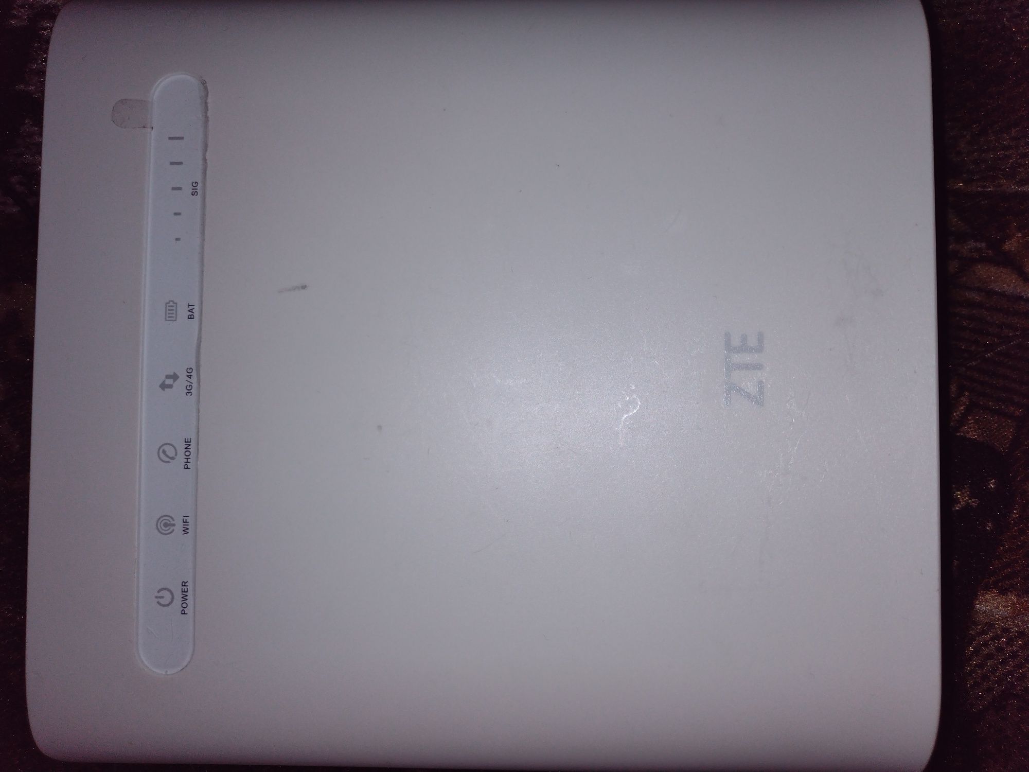 Продам 4G sim card WiFi роутер ZTE mf286