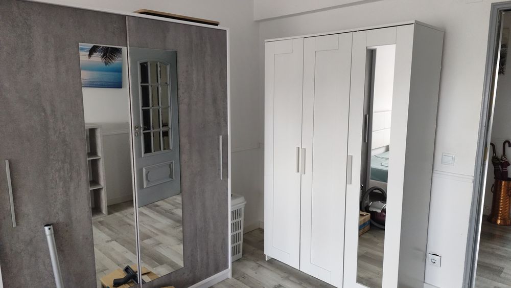 Quarto com cama de casal