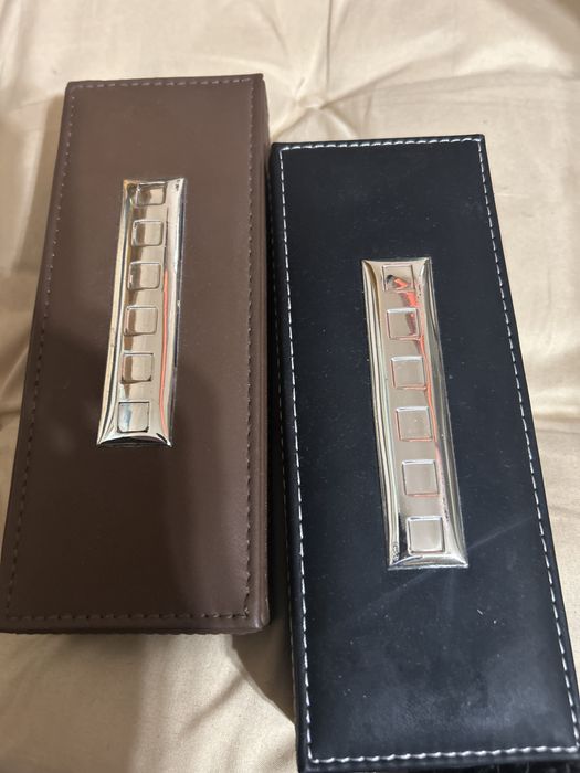 Коробки из кожи для ручек или ювелирных изделий