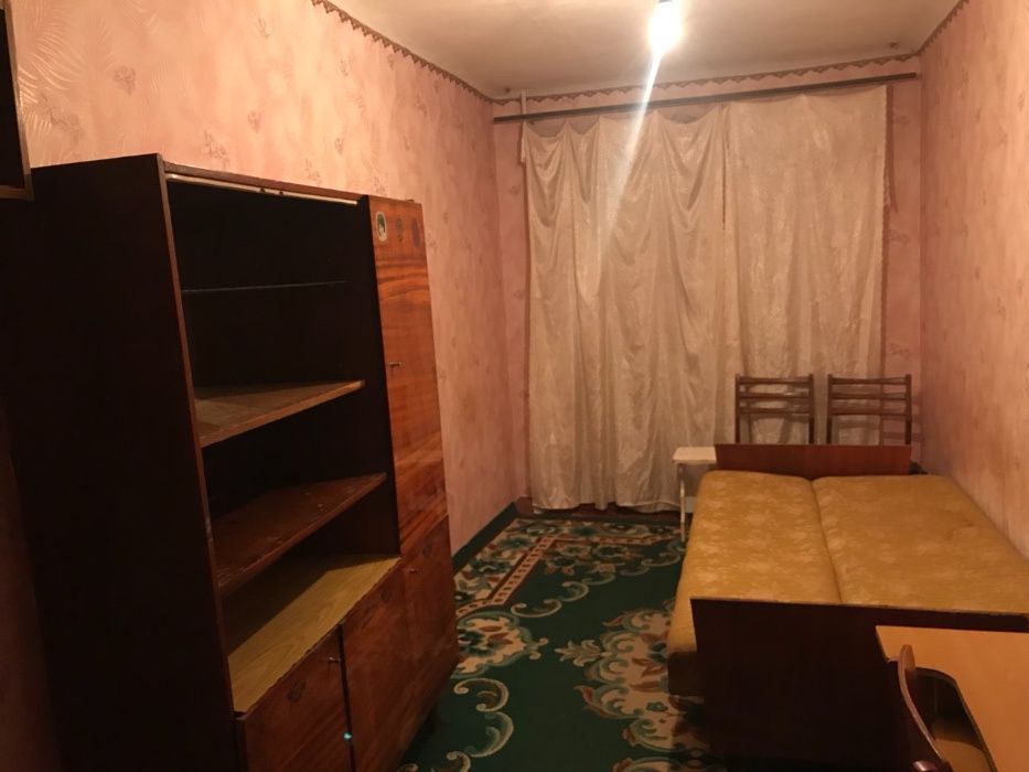 Здам кімнату 14 кв.м. в комунальній квартирі на вул.Південній