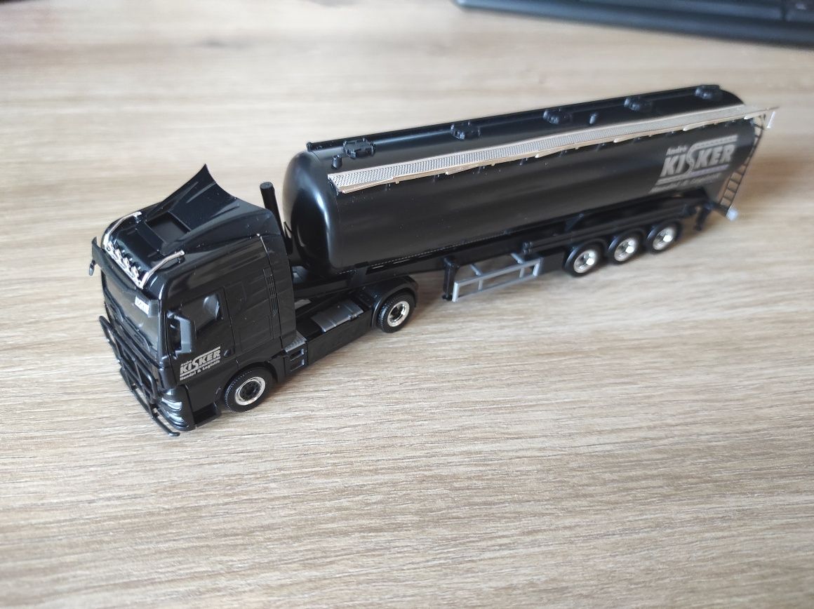 Herpa 1/87 MAN TGX + naczepa silos Andre Kisker