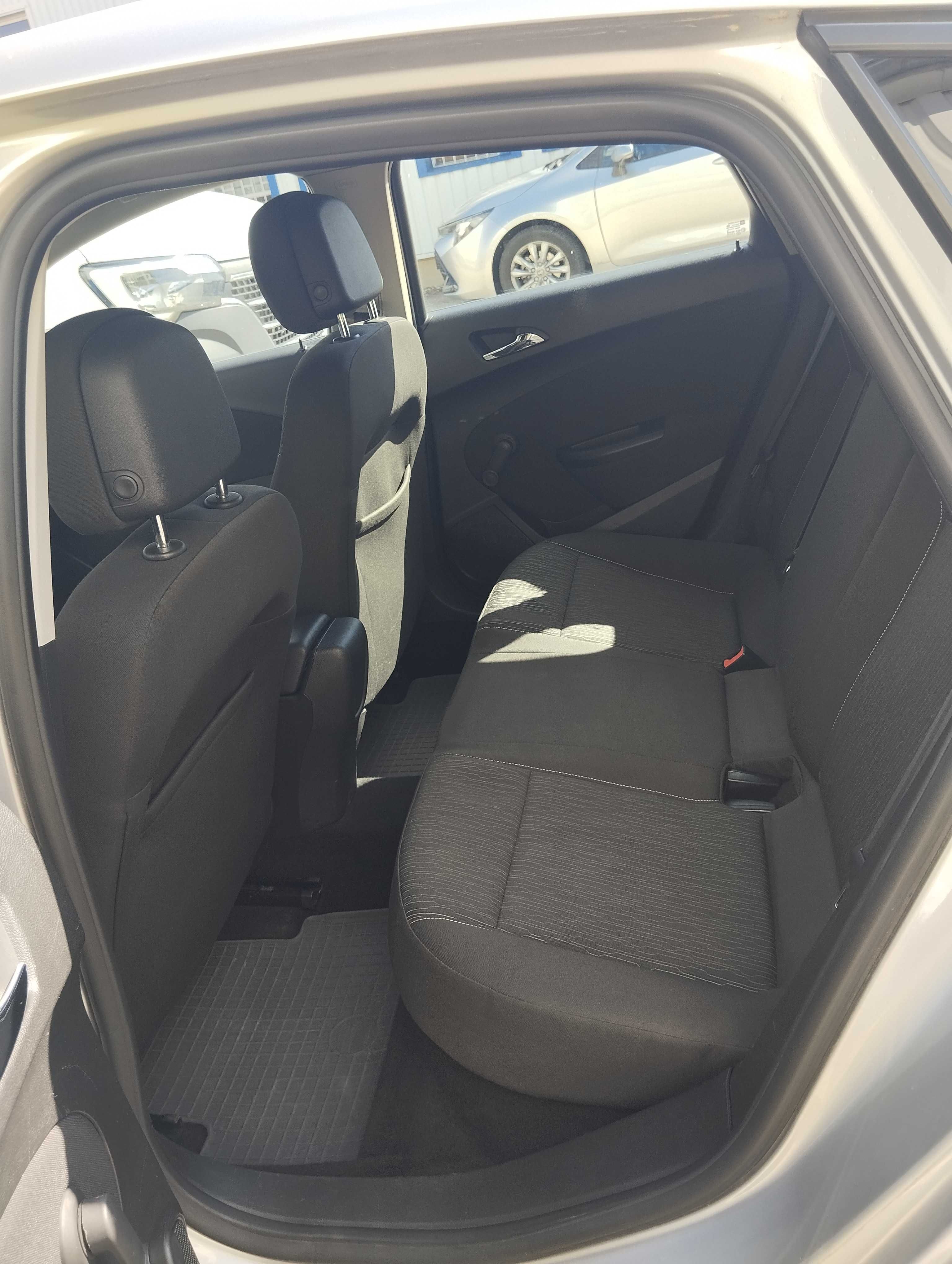 Opel Astra J (P10) Hatchback 1.7 CDTI Faktura Vat
