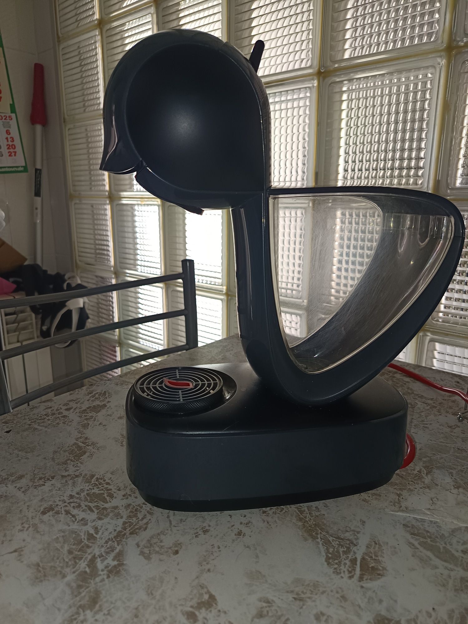 Máquina de Café Dolce Gusto - Como Nova - 40€
