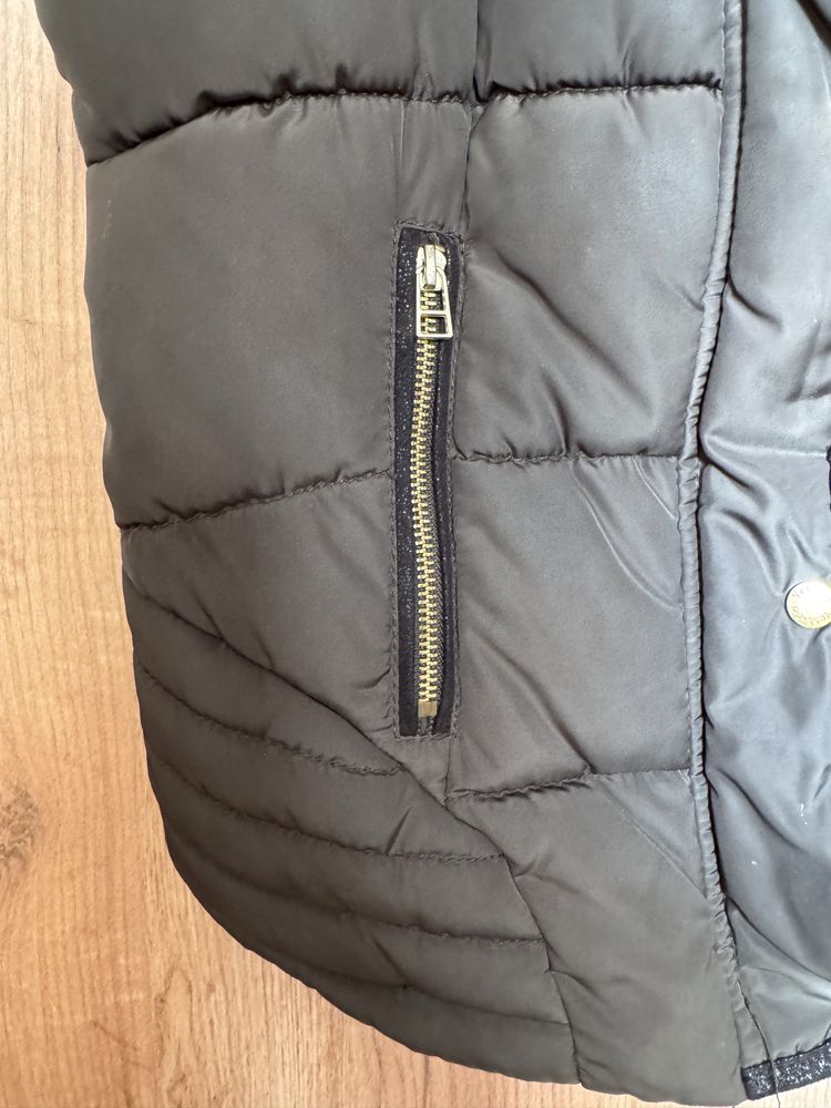 Bezrękawnik S oliwka khaki C&A