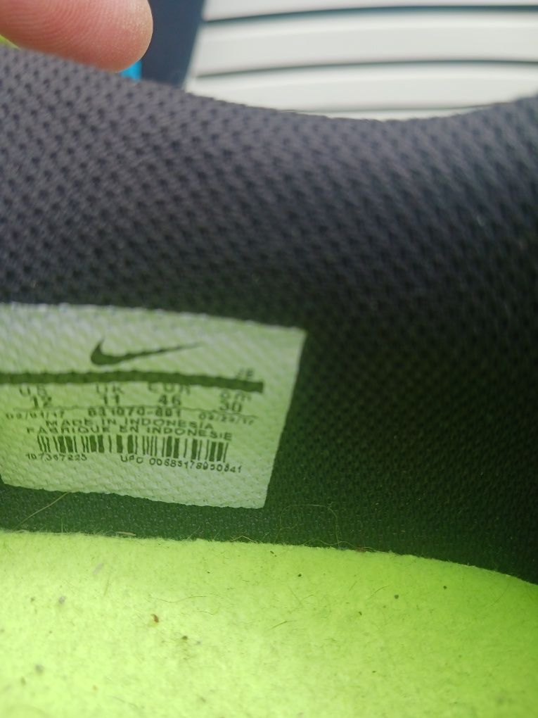 Buty Halówki NIKE rozmiar 46 Stan bardzo dobry